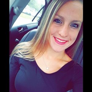 Meet your Posher, Kelsey