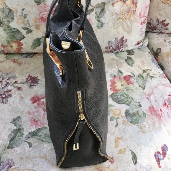 VINCE CAMUTO SLATE GREY LEATHER TOTE/ SHOULDER - Picture 4 of 6