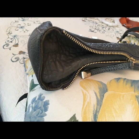 VINCE CAMUTO SLATE GREY LEATHER TOTE/ SHOULDER - Picture 5 of 6