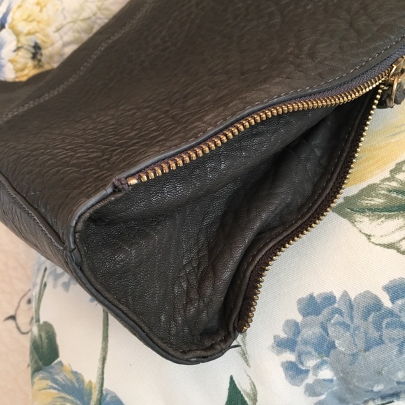 VINCE CAMUTO SLATE GREY LEATHER TOTE/ SHOULDER - Picture 6 of 6