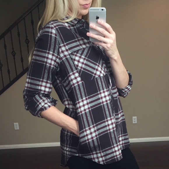 LAST•Plaid To Do It Top - Picture 2 of 4