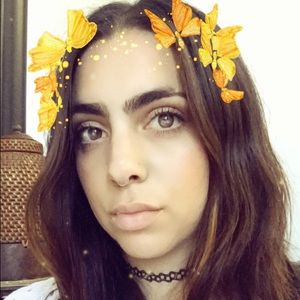 Meet your Posher, Leyla