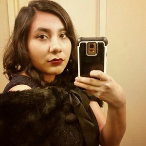 Meet your Posher, Addie