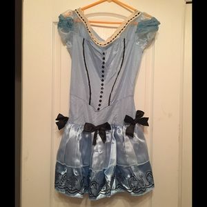 HALLOWEEN Alice in Wonderland costume Size Large