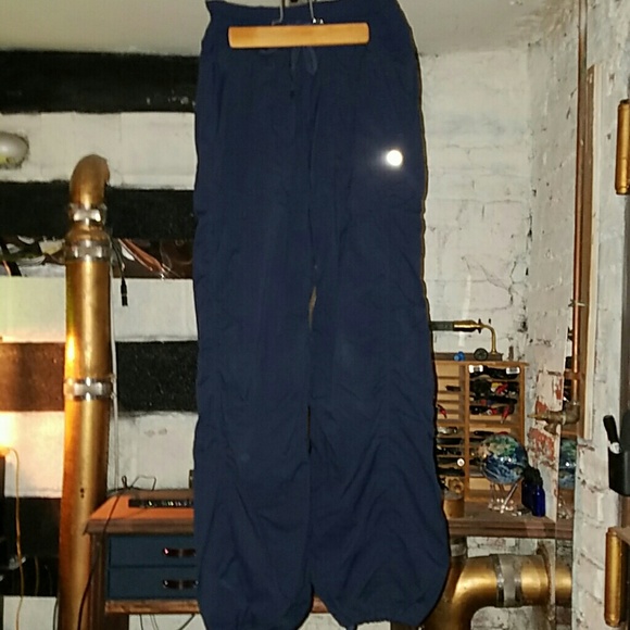 Lululemon Dance Studio Pants *LINED* Size 6 R