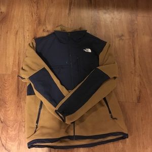 Men's Northface (read description)
