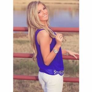 Meet your Posher, Alexis