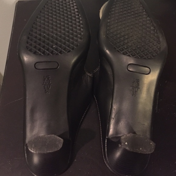 Merona heels - Picture 3 of 3
