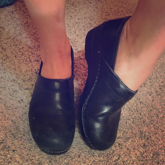 Black danskos