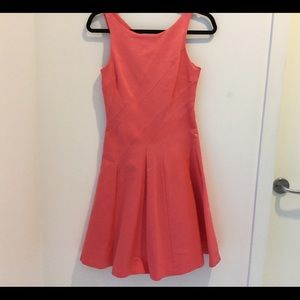 Reiss Dresses & Skirts - 💋TRENDSETTER SALE 👗👛REISS flared dress. Reiss Dresses & Skirts - 💋TRENDSETTER SALE 👗👛REISS flared dress.