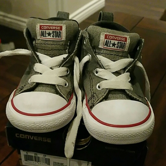 Converse toddler