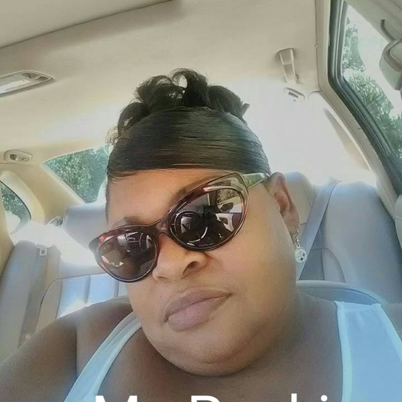 Meet your Posher, Marilyn - Picture 1 of 1