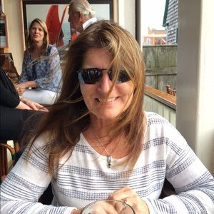 Meet your Posher, Colleen