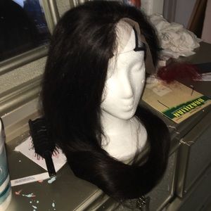 Meet your Posher, Deberaly