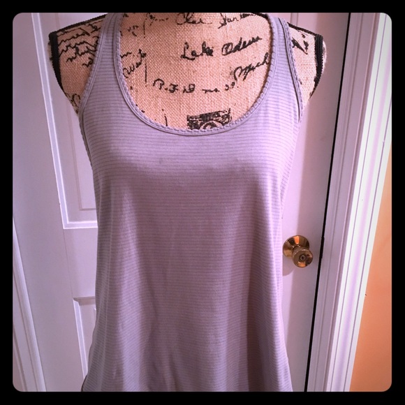 Lululemon tank