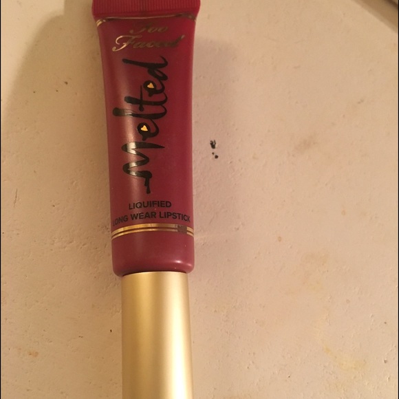 Too Faced Melted Lipstick - Picture 1 of 2