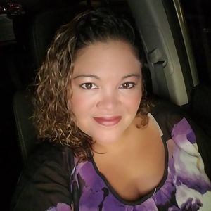 Meet your Posher, Aisha