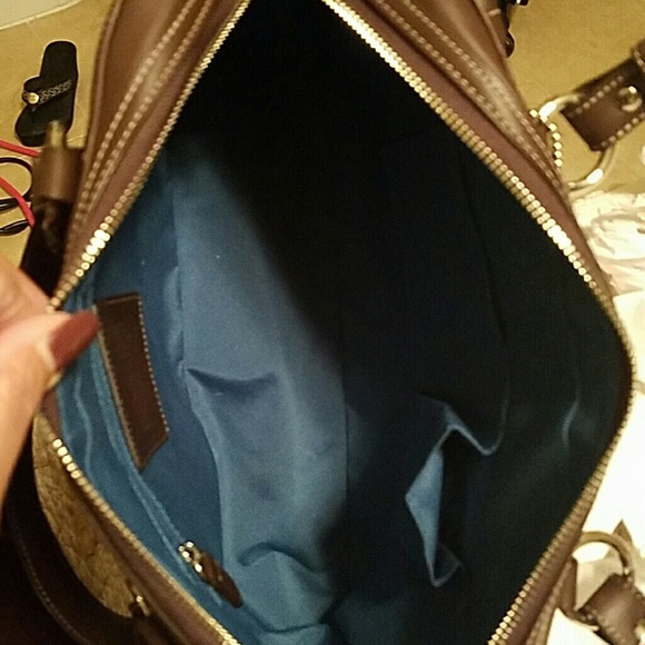 Coach hand bag - Picture 4 of 4