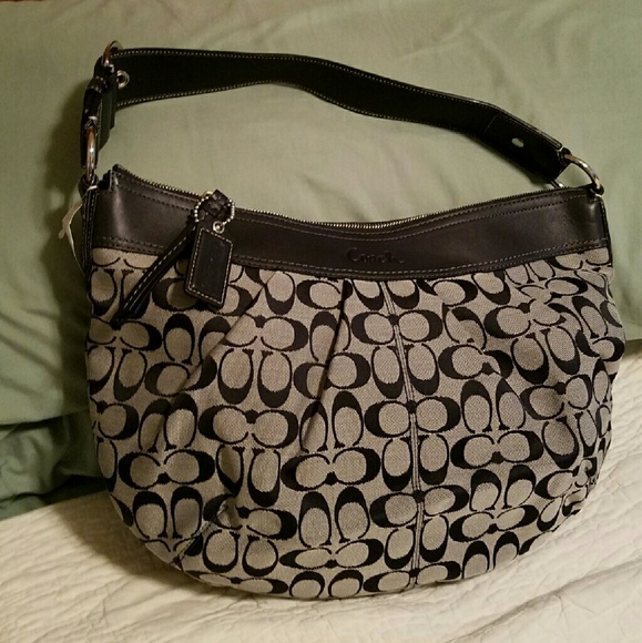 Coach Bag - Picture 2 of 2