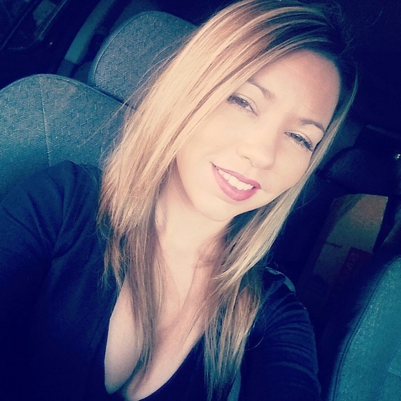 Meet your Posher, Regina