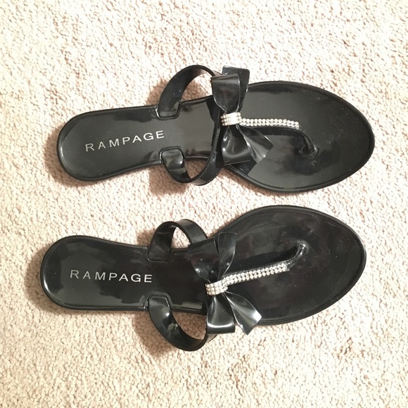 Sandals ✨