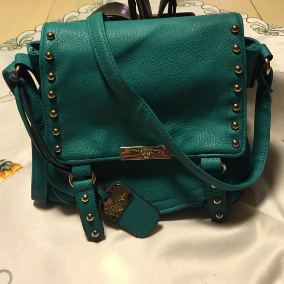 Gorgeous Jessica Simpson Crossbody