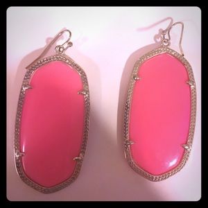 Kendra Scott hot pink Danielle earrings