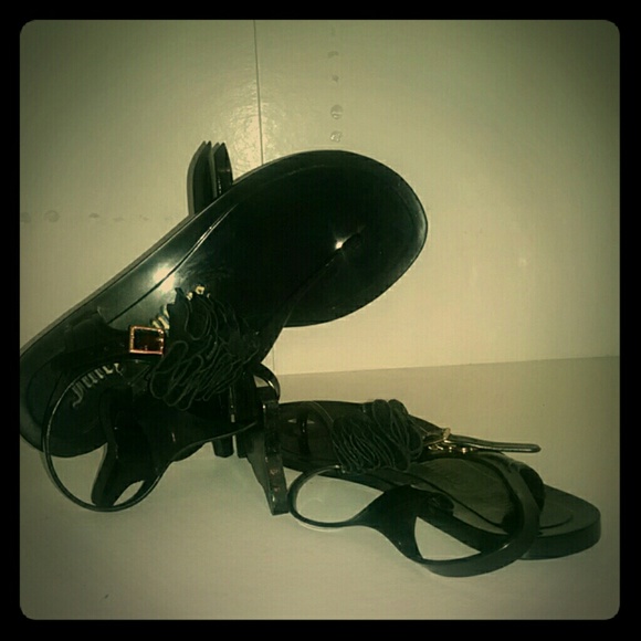 Juicy couture sandals