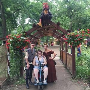 Meet your Posher, Frances