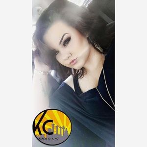 Meet your Posher, Allie