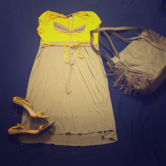 Grey and yellow midi dress.