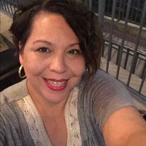 Meet your Posher, Clara