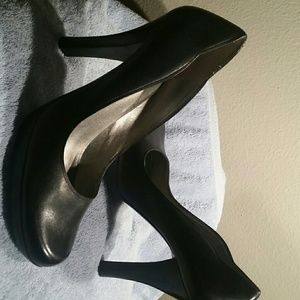 Guess Black Leather Platform Heels
