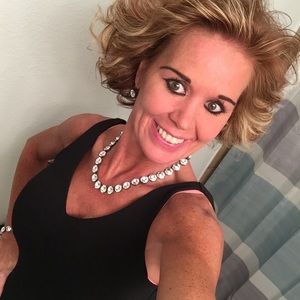 Meet your Posher, Christy