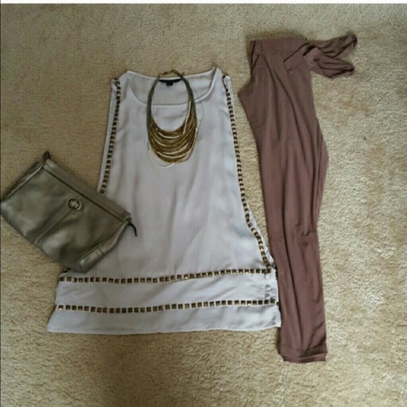 Tank with gorgeous detailing