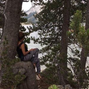 Meet your Posher, Dalila