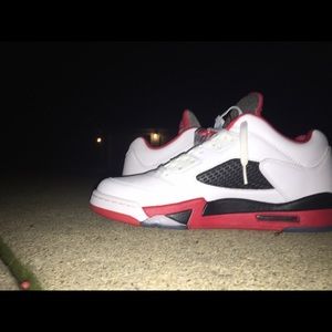 Fire red 5s sz11