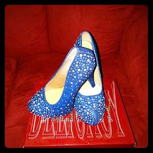 Women heels only wore once