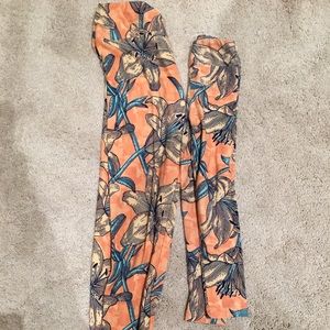 Lularoe Mommy (OS) & Me (S/M) Legging Set
