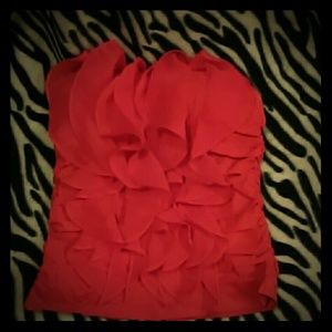 Beautiful red sleeveless ruffle tank!