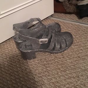 forever 21 silver jellies