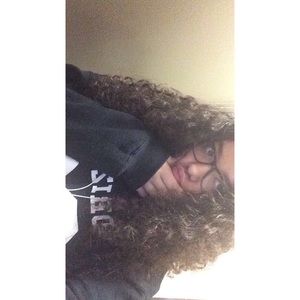 Meet your Posher, Jazmin