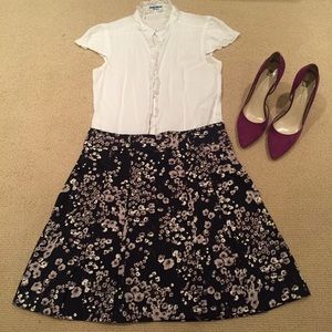 Floral pleated skirt