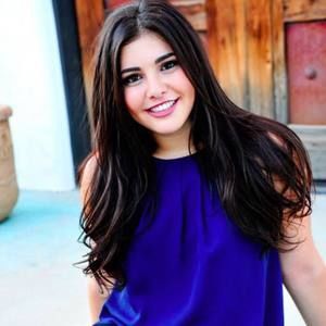 Meet your Posher, Zoe