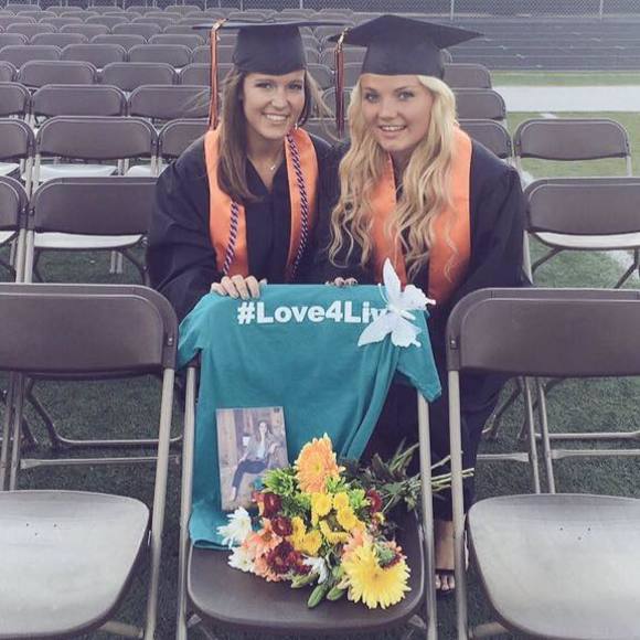 Meet your Posher, Emily - Picture 1 of 1