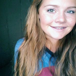 Meet your Posher, Alyssa