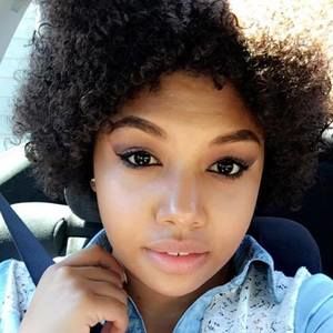 Meet your Posher, Candace