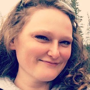 Meet your Posher, Carly