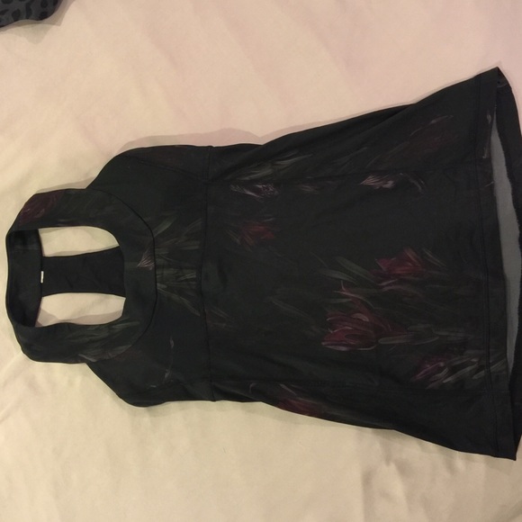 Sexy Lululemon tank top
