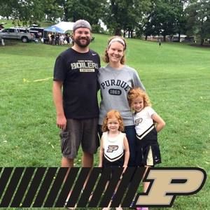 Meet your Posher, Leslie